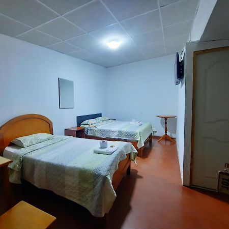 Hostal Dulzura Caraz Екстериор снимка