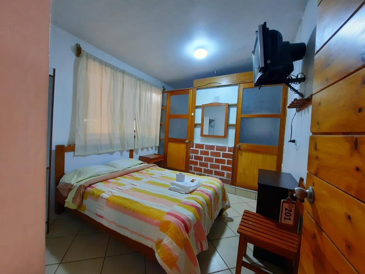 Hostal Dulzura Caraz Екстериор снимка